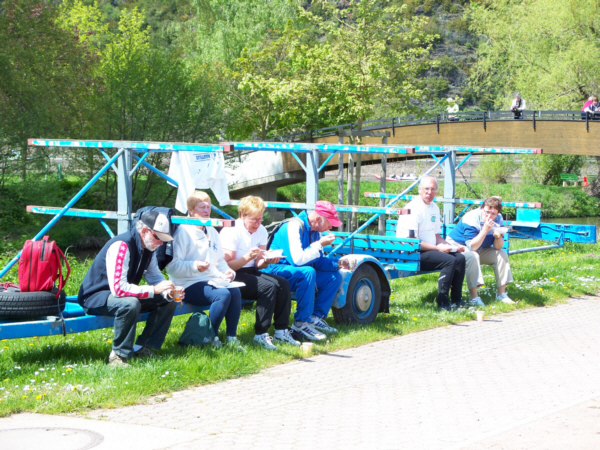 Friday: Lunch by the rowing club Treis-Karden